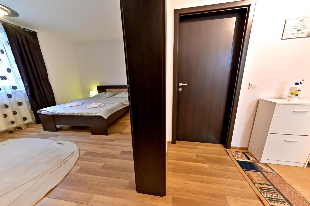 Terezianum Apartments, Free Parking Sibiu Buitenkant foto